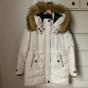 White Puffer Coat